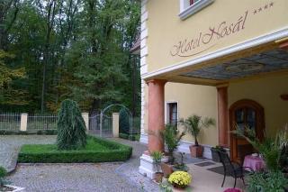 Nosal Otel Prag